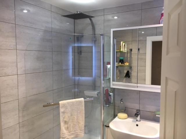 Guest house Newham London
