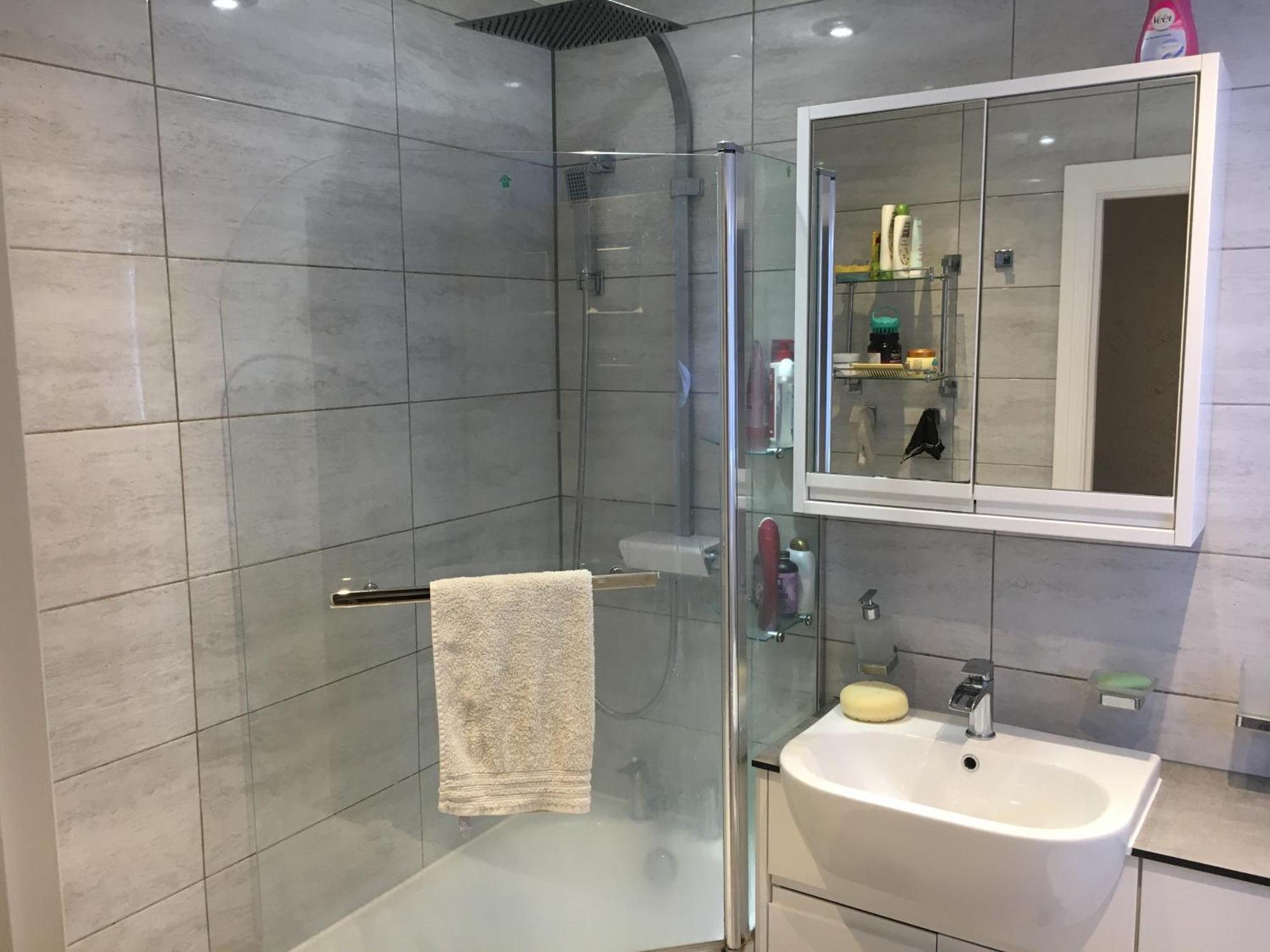 Guest house Newham
