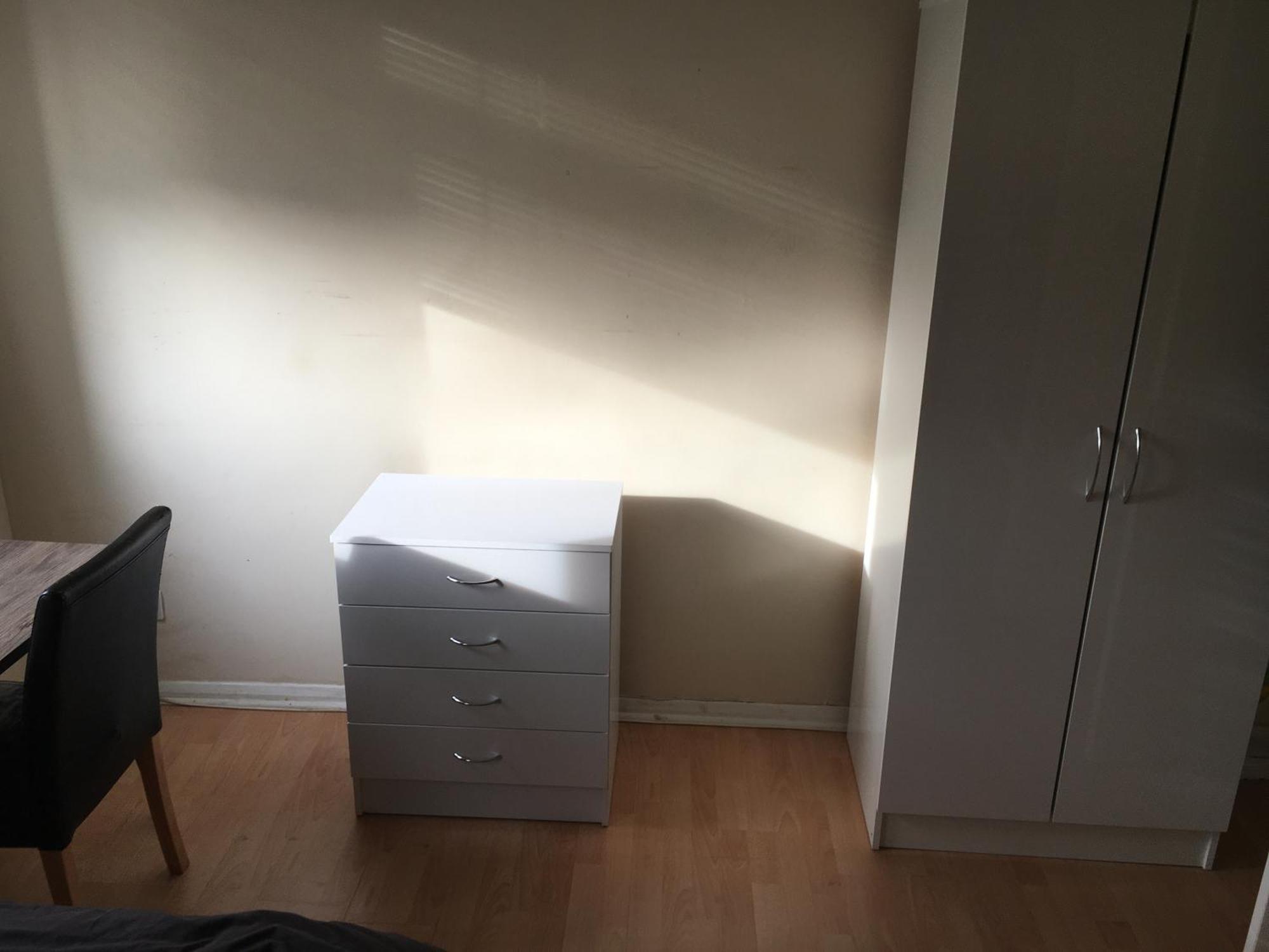 Newham Guest house *